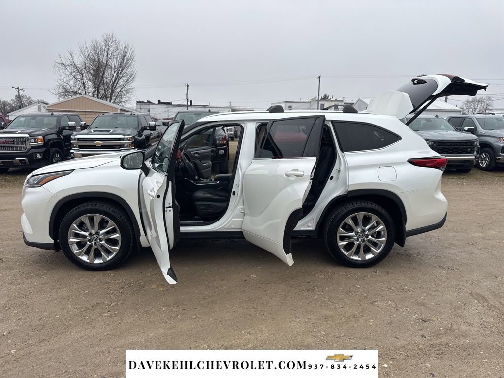 Used 2020 Toyota Highlander Limited image 33