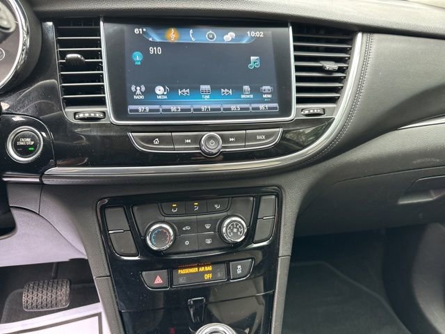 Used 2020 Buick Encore Preferred FWD image 18