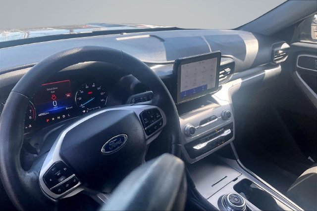 Used 2022 Ford Explorer XLT RWD image 36