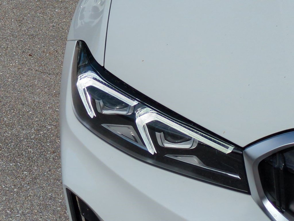 New 2026 BMW 330i Sedan w/ Premium Package RWD image 10