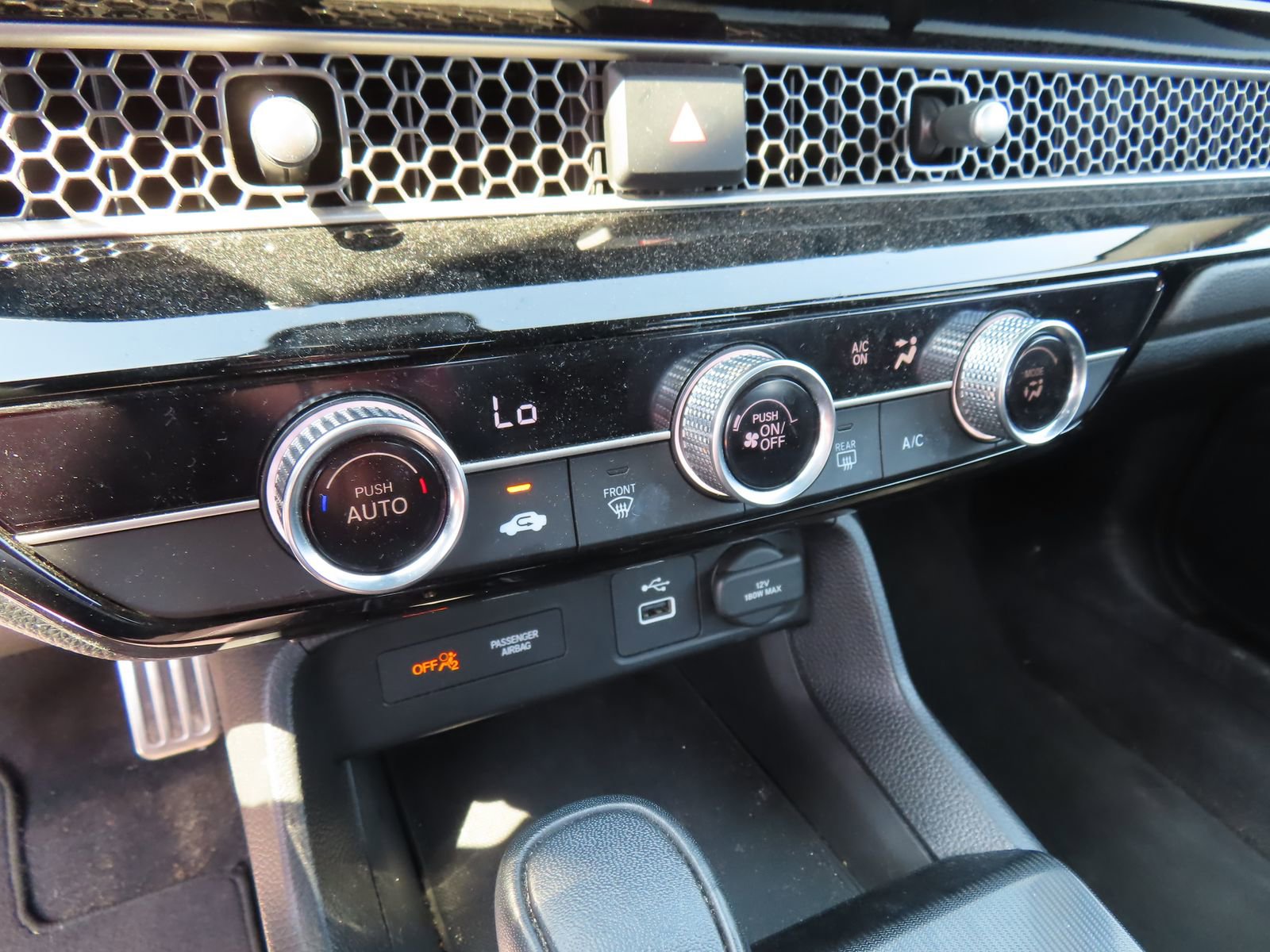 Used 2023 Honda Civic Sport image 25