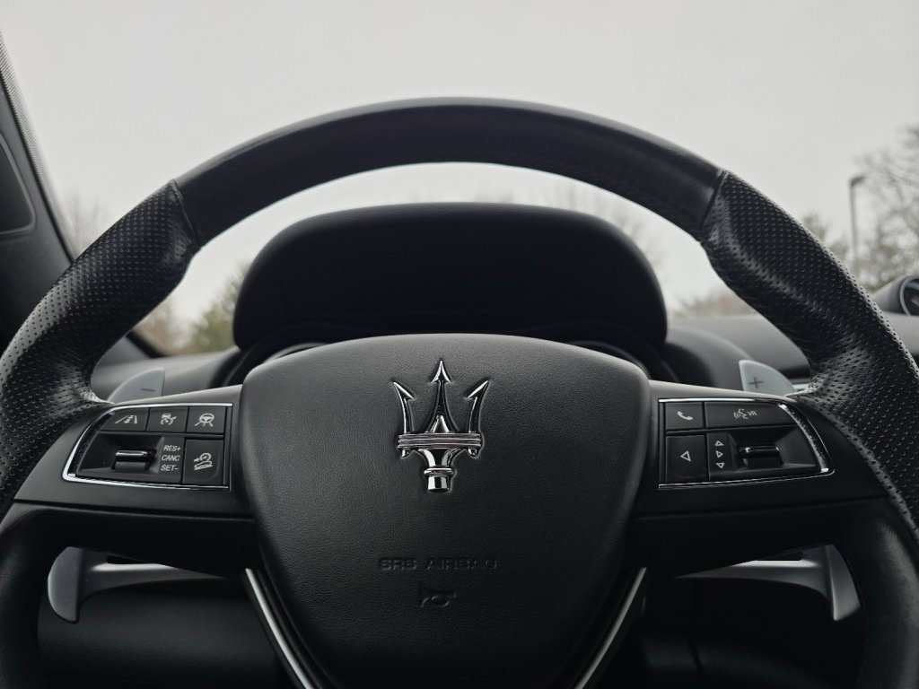 Used 2023 Maserati Levante Modena image 23