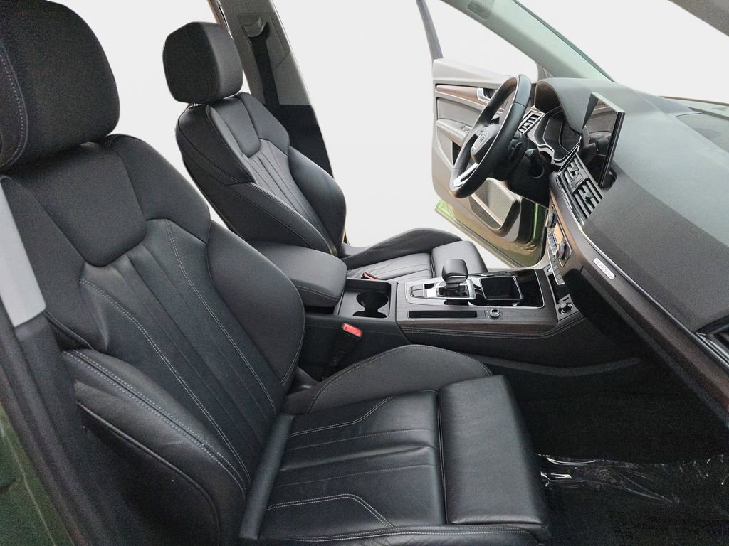 Certified 2023 Audi Q5 e Premium Plus w/ Premium Plus Package AWD/4WD image 10