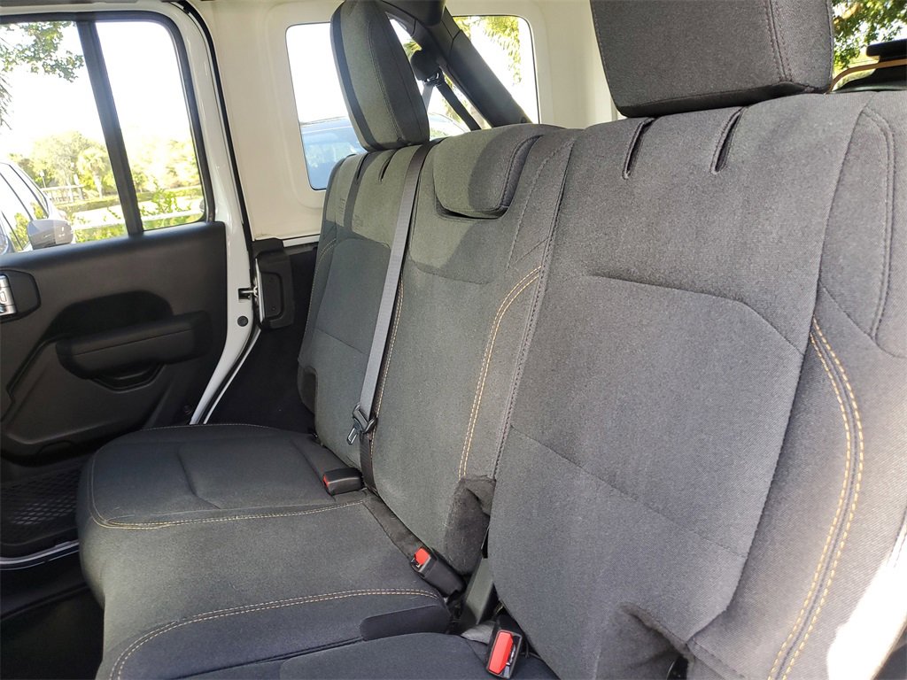 Used 2025 Jeep Wrangler Sport S image 11