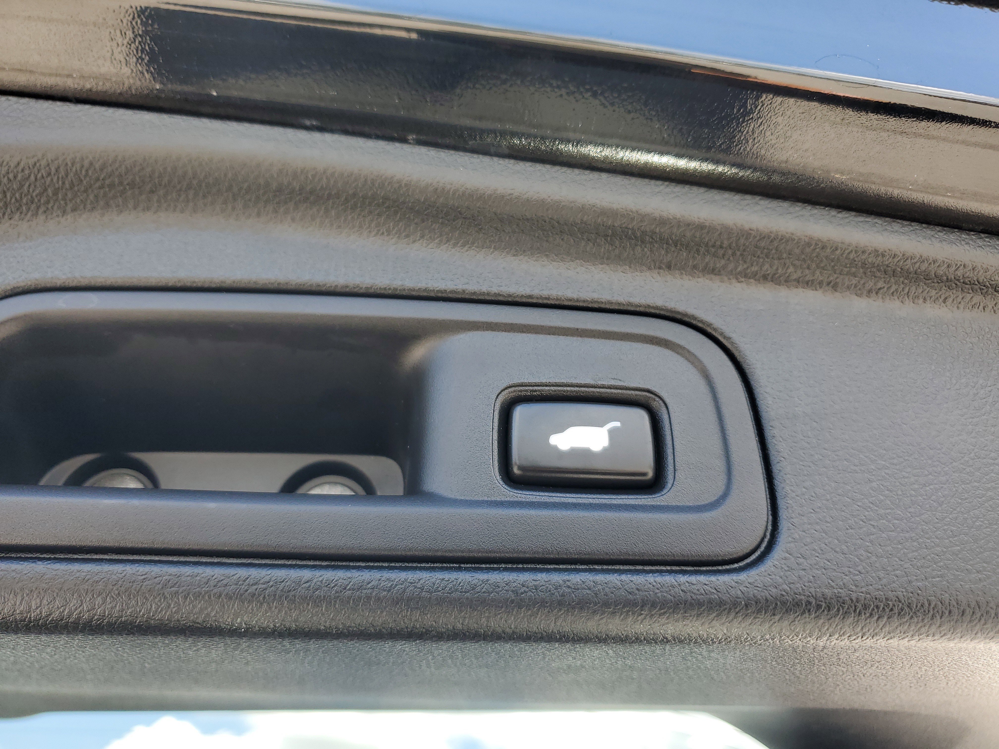 Used 2022 Honda Pilot Touring image 18