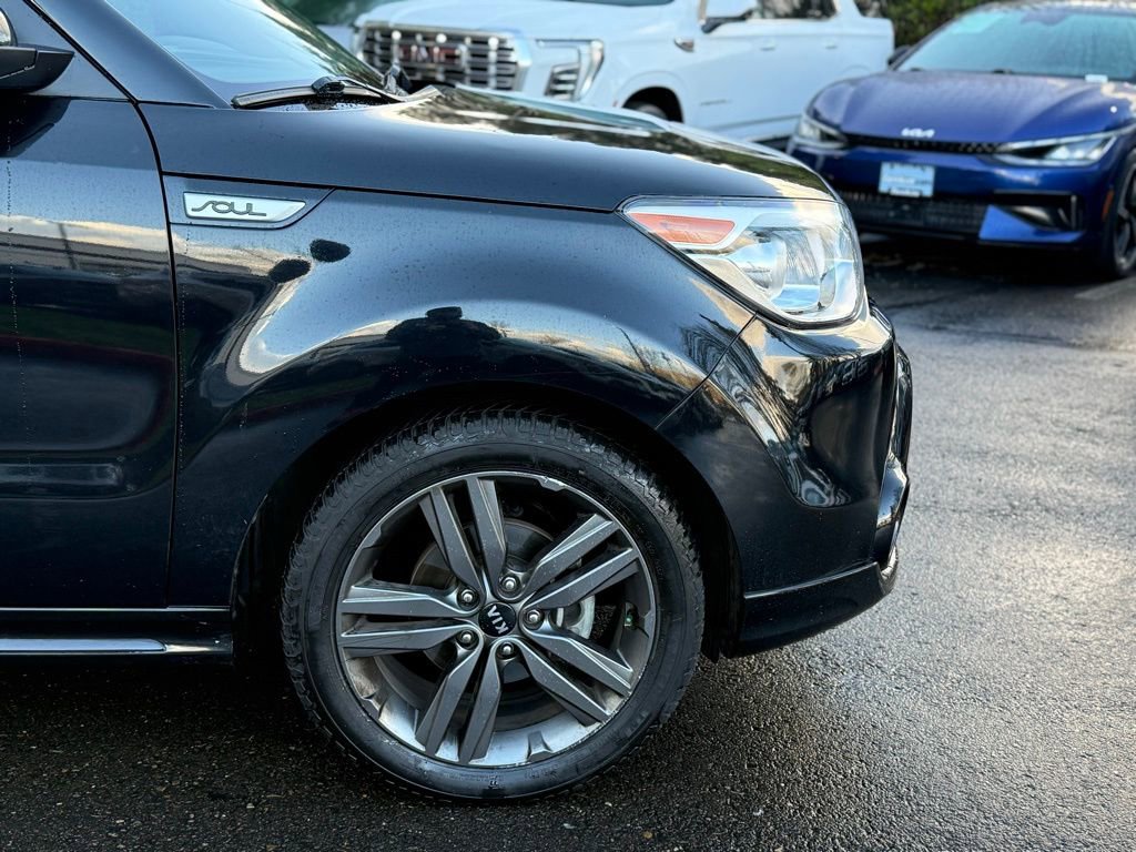 Used 2016 Kia Soul + w/ Tarmac Special Edition FWD image 16