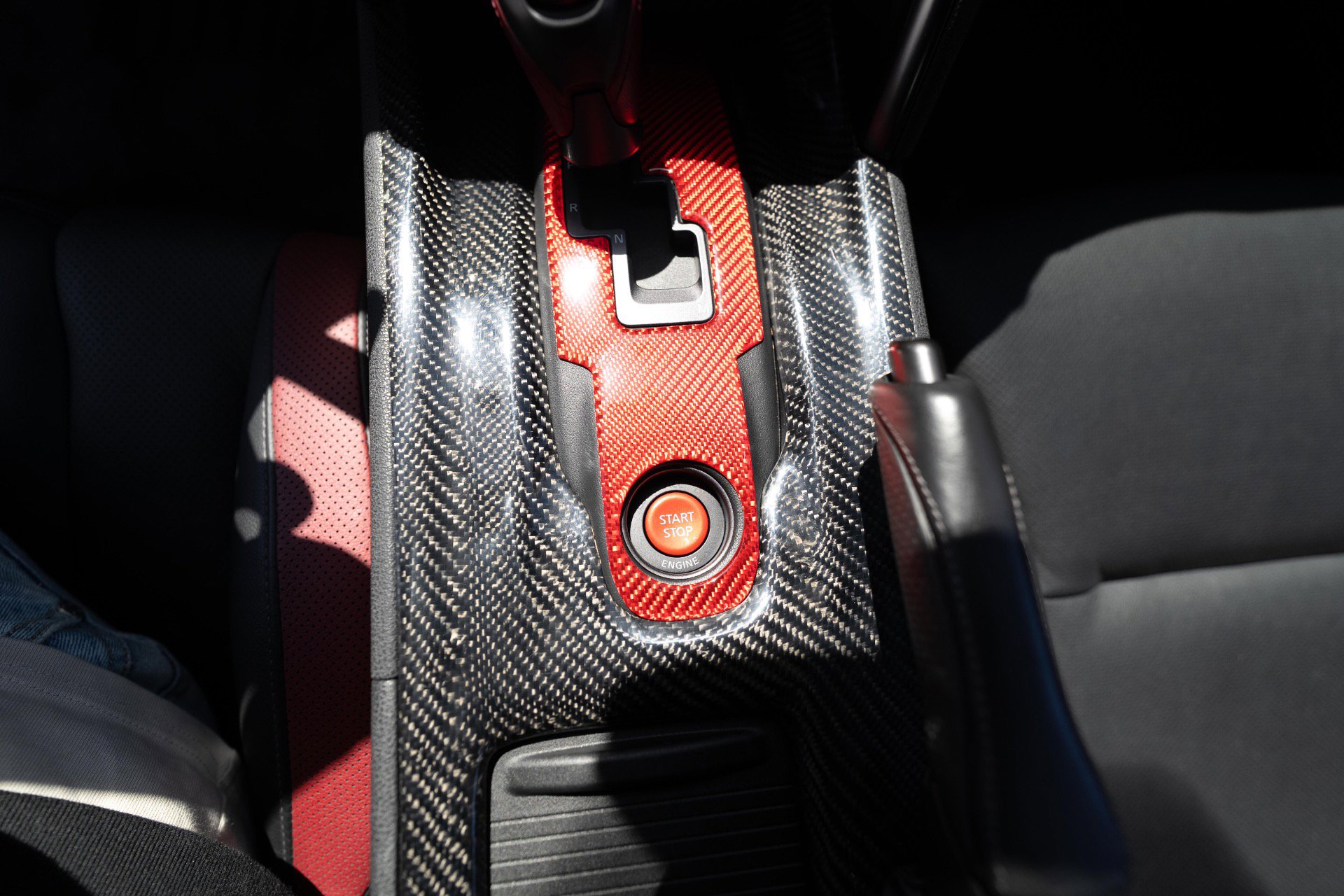 Used 2013 Nissan GT-R Black Edition AWD/4WD image 76