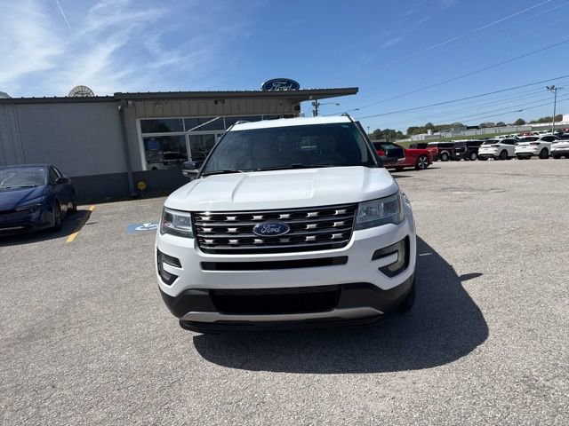 Used 2016 Ford Explorer XLT w/ Equipment Group 201A image 8