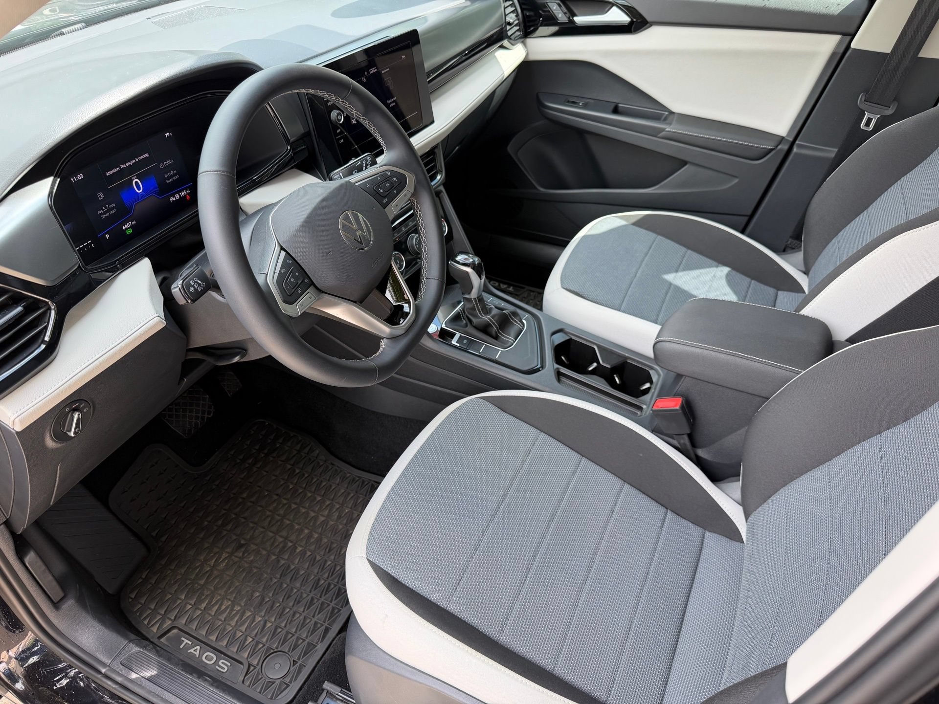 Certified 2025 Volkswagen Taos S FWD image 11