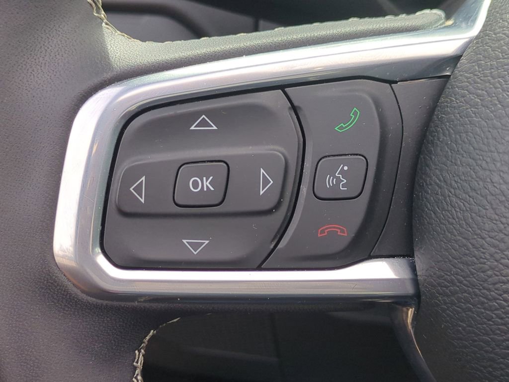 Used 2025 Jeep Wrangler Unlimited Sahara w/ Safety Group AWD/4WD image 27