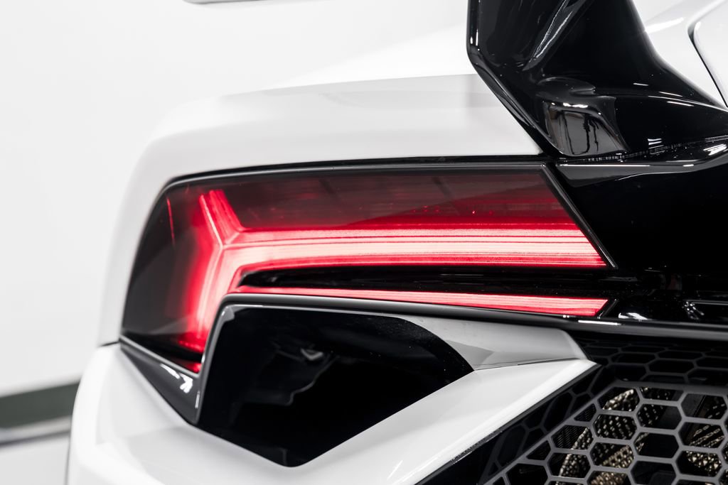 Used 2023 Lamborghini Huracan Tecnica image 53