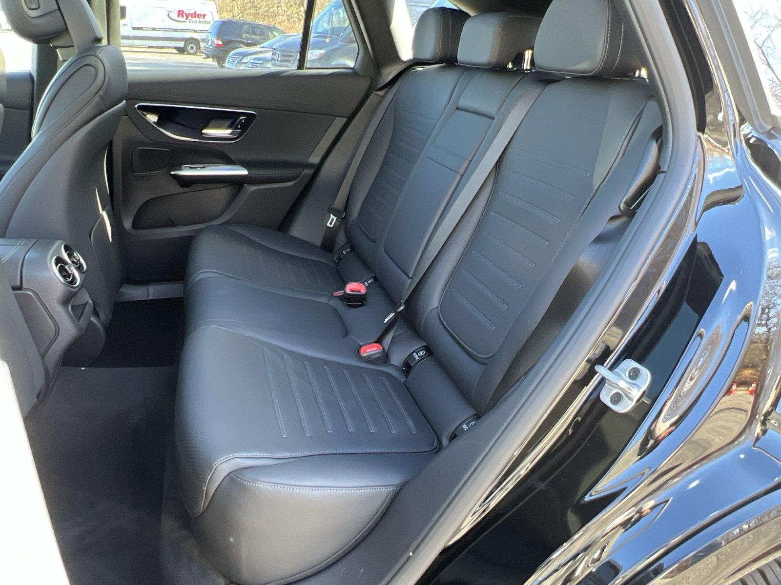 New 2026 Mercedes-Benz GLC 300 4MATIC image 23