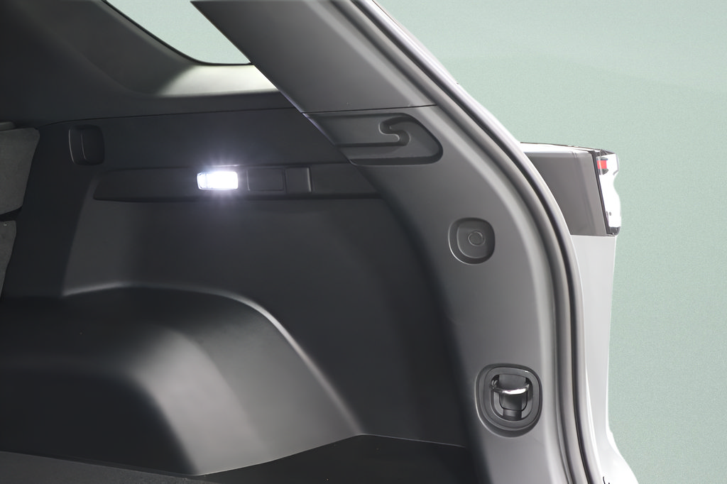New 2027 Chevrolet Equinox RS w/ Safety and Technology Package FWD image 28