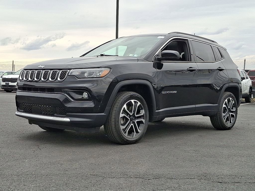 Used 2023 Jeep Compass Limited w/ Sun and Sound Group image 3