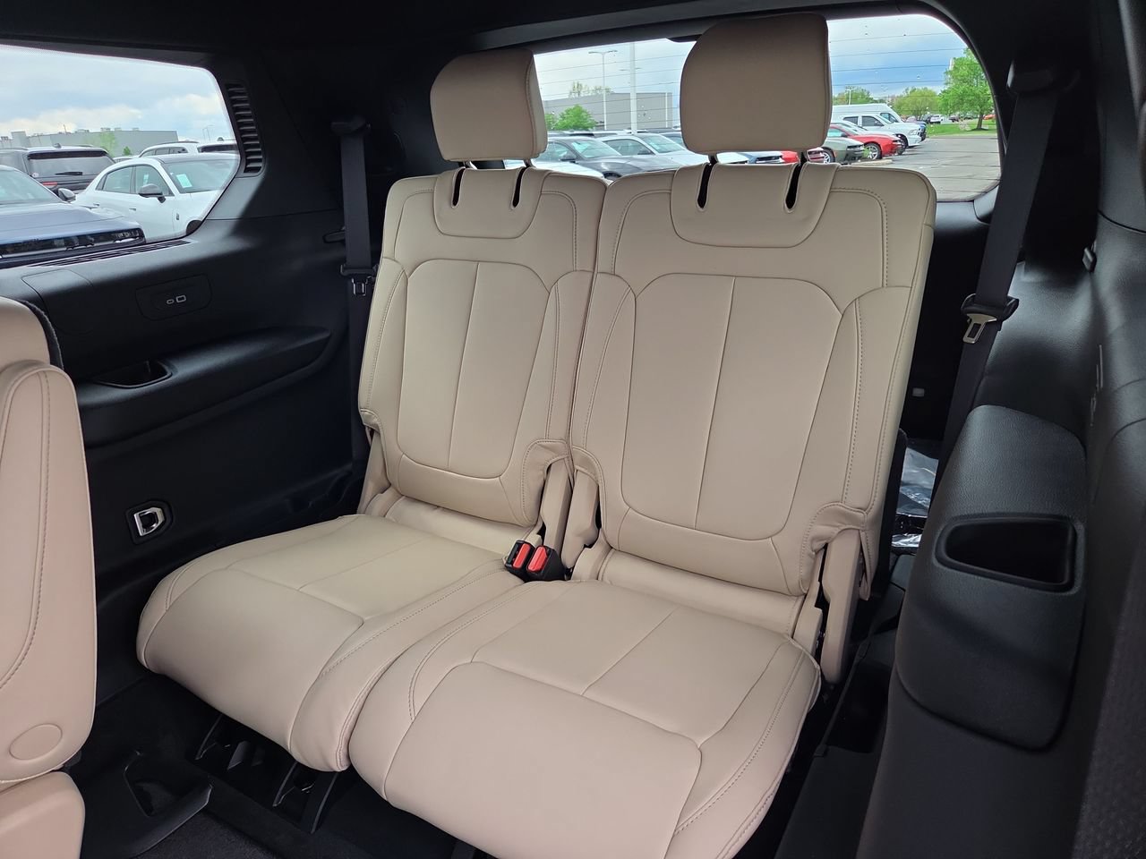 New 2026 Jeep Grand Cherokee L Limited AWD/4WD image 15