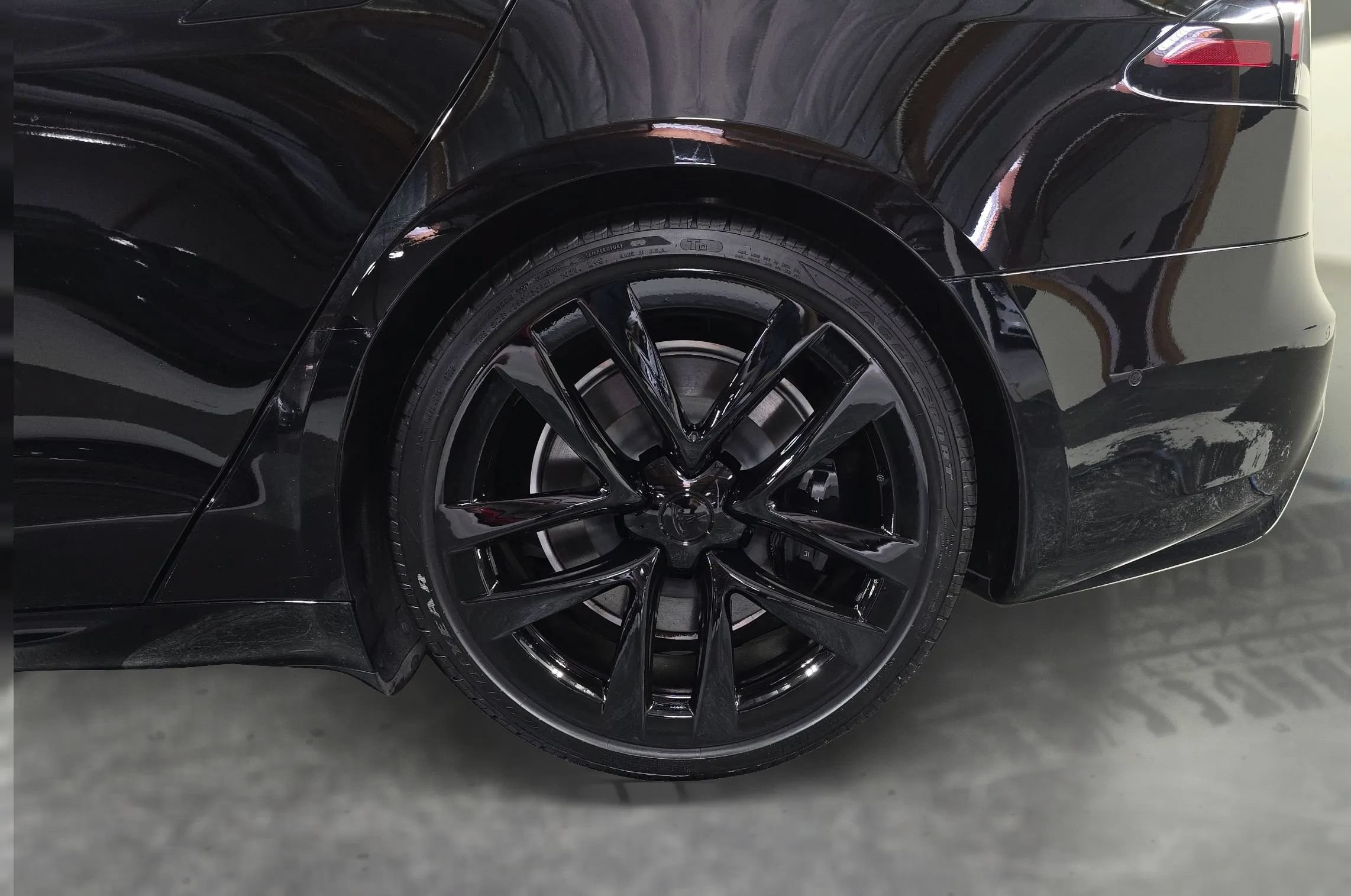 Used 2023 Tesla Model S Standard Range AWD/4WD image 19