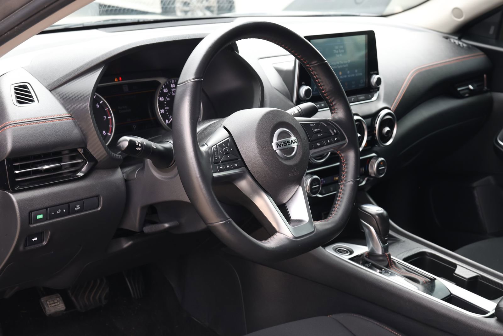Used 2023 Nissan Sentra SR w/ Electronics Package image 12