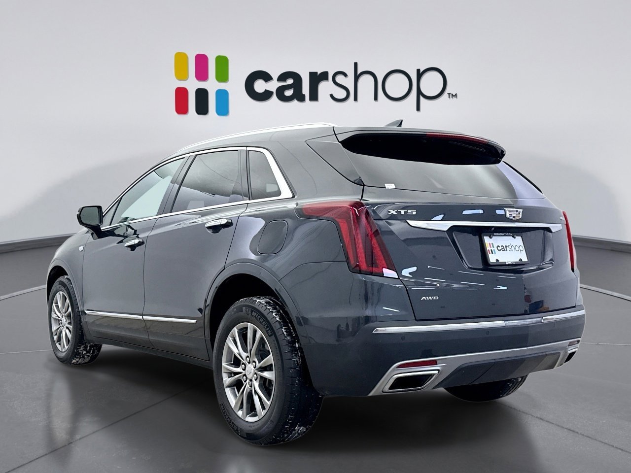 Used 2021 Cadillac XT5 Premium Luxury image 3