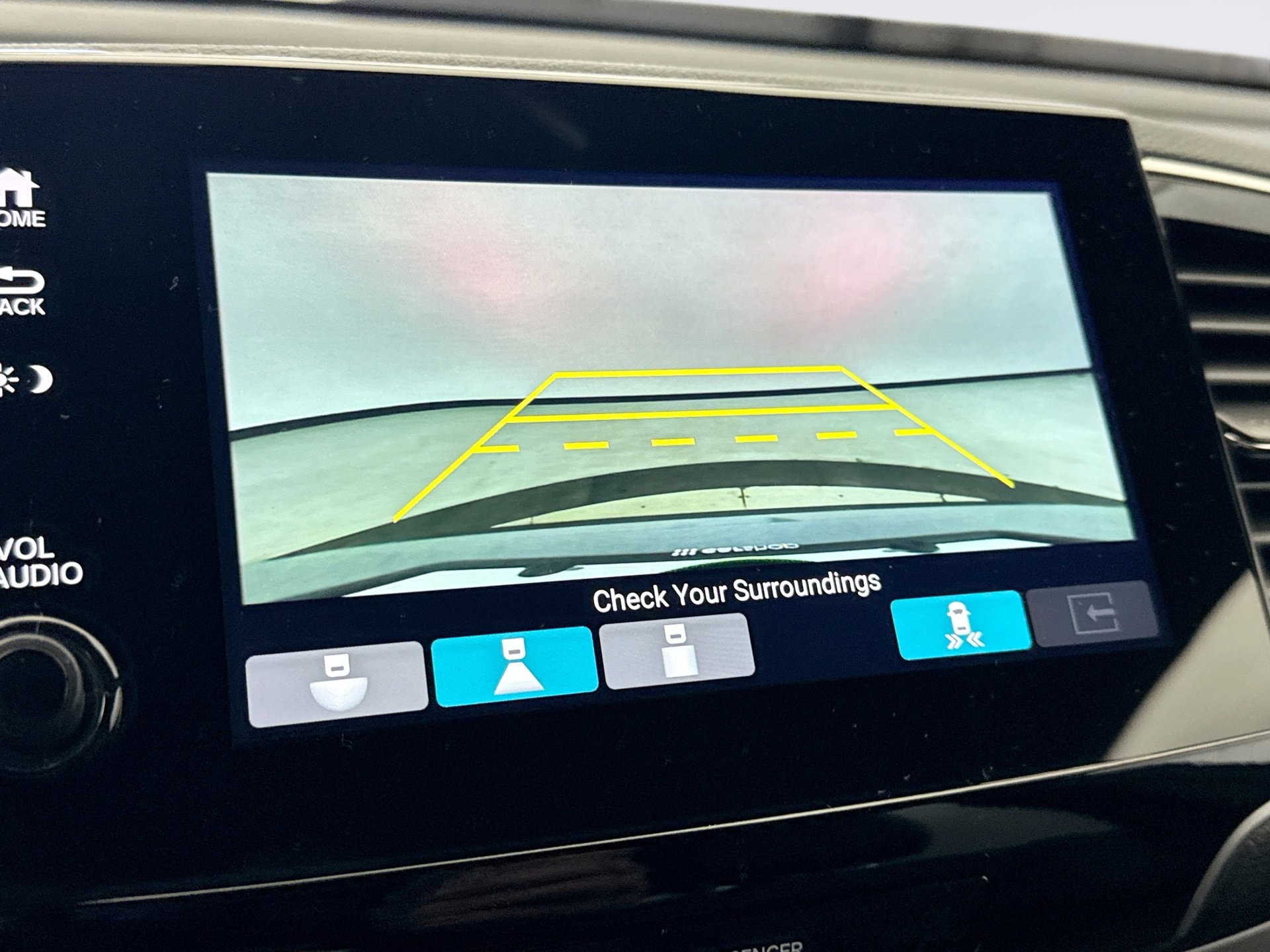 Used 2023 Honda Passport EX-L image 15