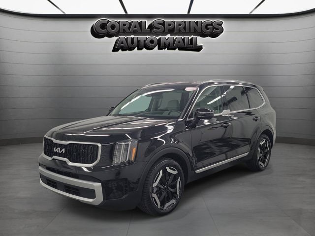 Certified 2024 Kia Telluride EX FWD image 3