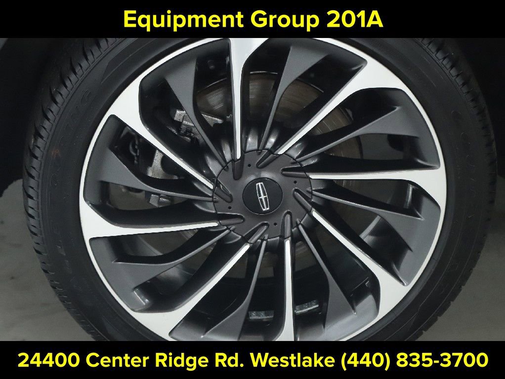 Certified 2025 Lincoln Aviator Reserve w/ Equipment Group 201A image 12