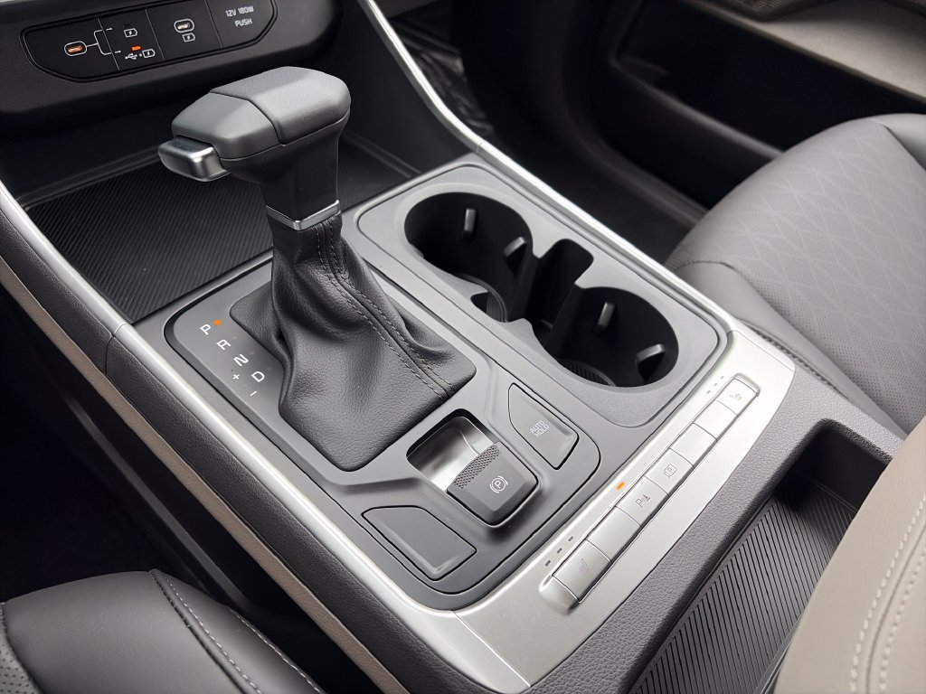 New 2027 Kia Carnival FWD image 22