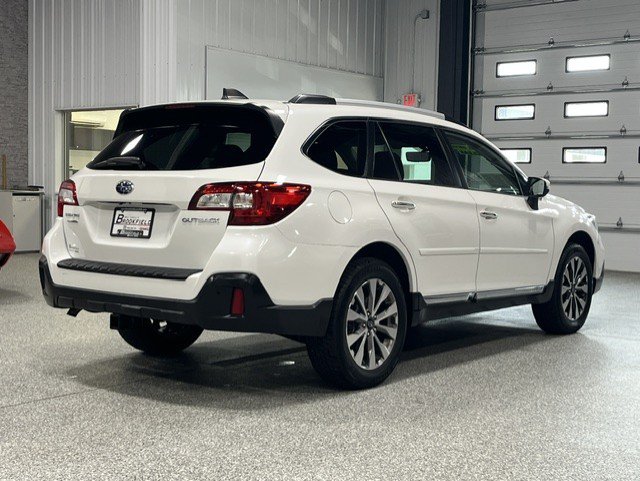 Used 2019 Subaru Outback 2.5i Touring w/ Popular Package #3A AWD/4WD image 5