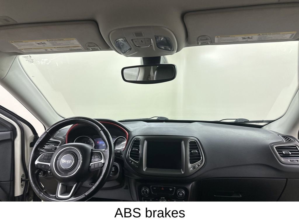 Used 2019 Jeep Compass Trailhawk image 24