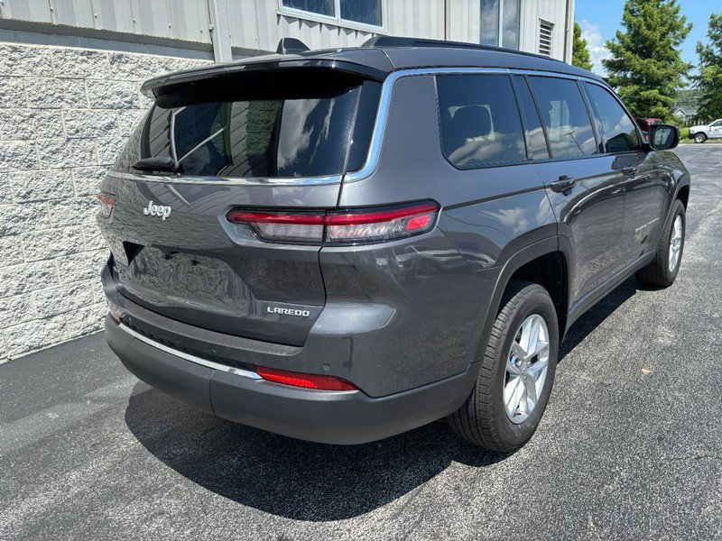 Used 2025 Jeep Grand Cherokee L Laredo w/ Trailer Tow Package AWD/4WD image 3