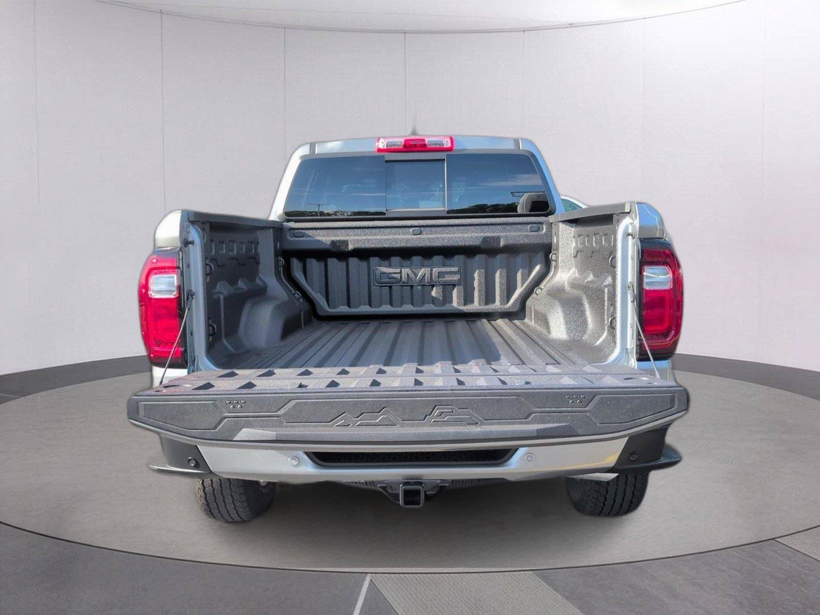New 2026 GMC Canyon AT4 AWD/4WD image 5