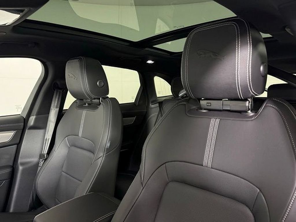 New 2026 Jaguar F-PACE R-Dynamic S AWD/4WD image 28