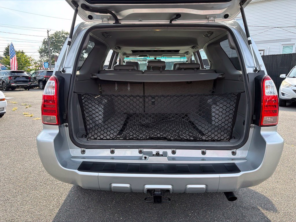 Used 2007 Toyota 4Runner Limited AWD/4WD image 10