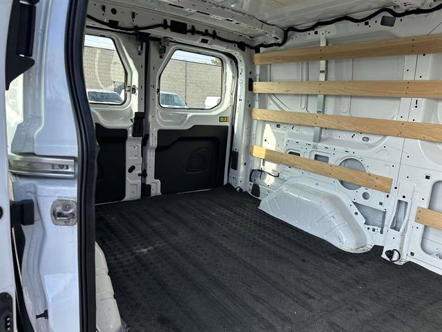 Used 2024 Ford Transit 250 Low Roof AWD w/ Exterior Upgrade Package image 14