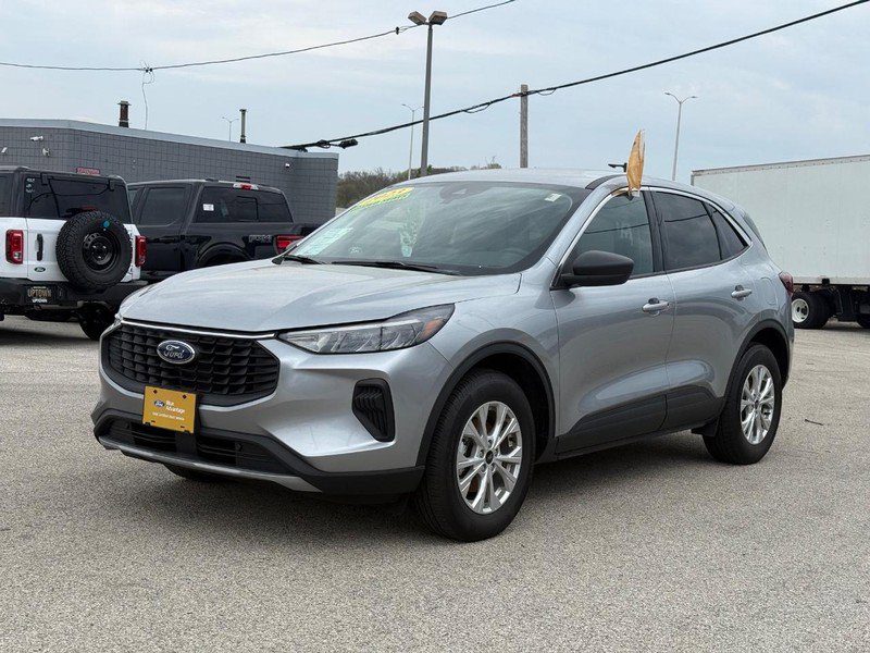 Certified 2023 Ford Escape Active AWD/4WD image 10
