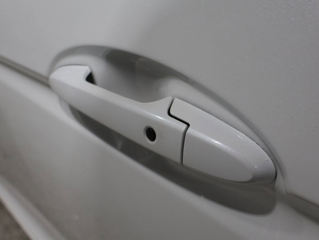 Used 2018 Honda Fit EX image 10