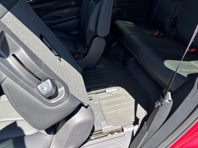 Certified 2026 Subaru Ascent Premium AWD/4WD image 39