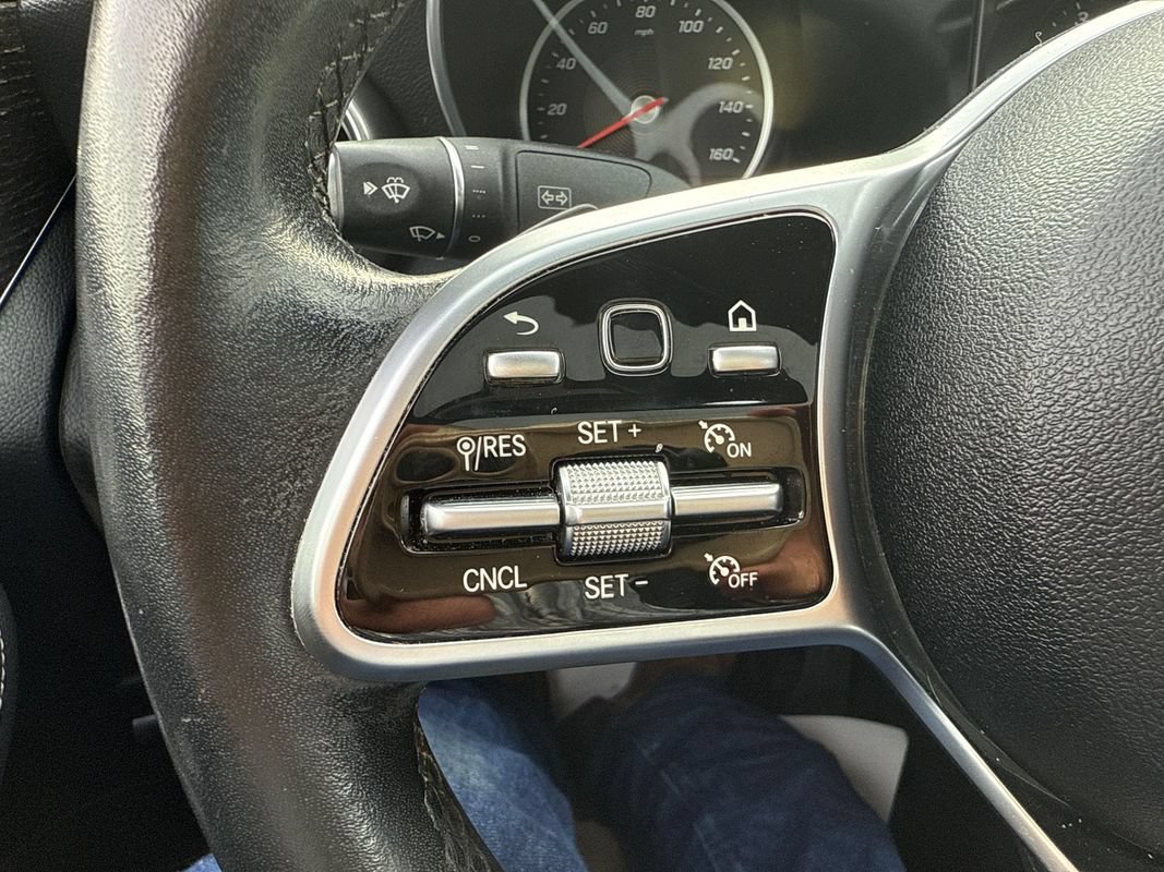 Used 2020 Mercedes-Benz C 300 4MATIC Sedan image 9