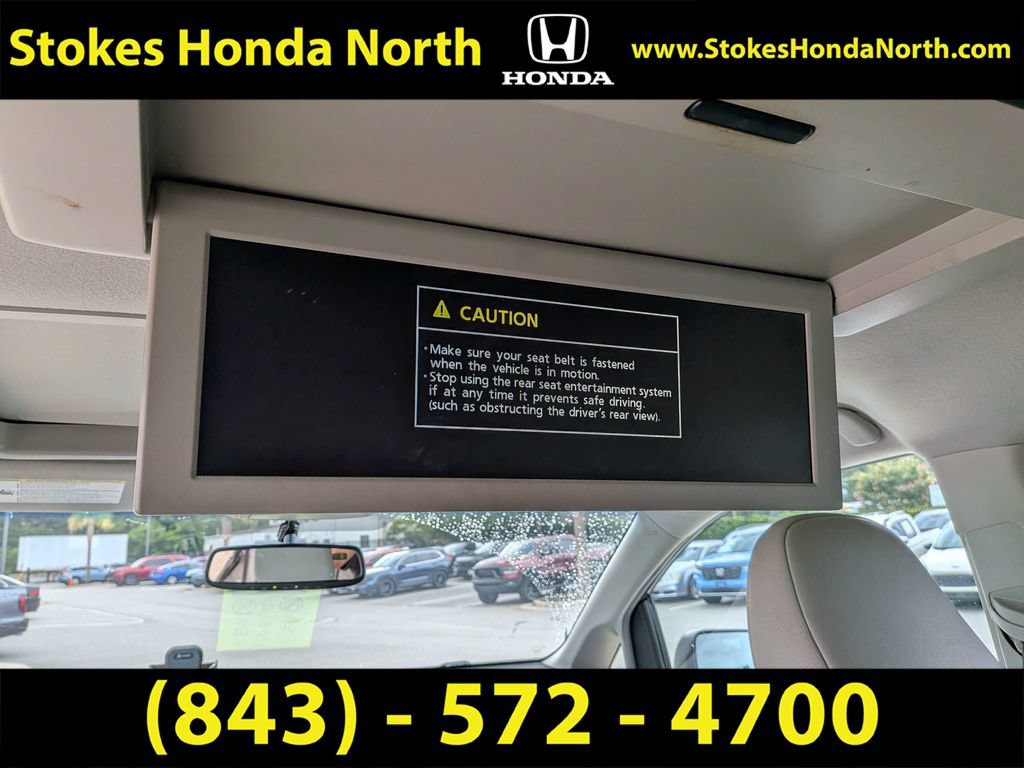 Used 2013 Toyota Sienna XLE w/ Entertainment Pkg AWD/4WD image 23