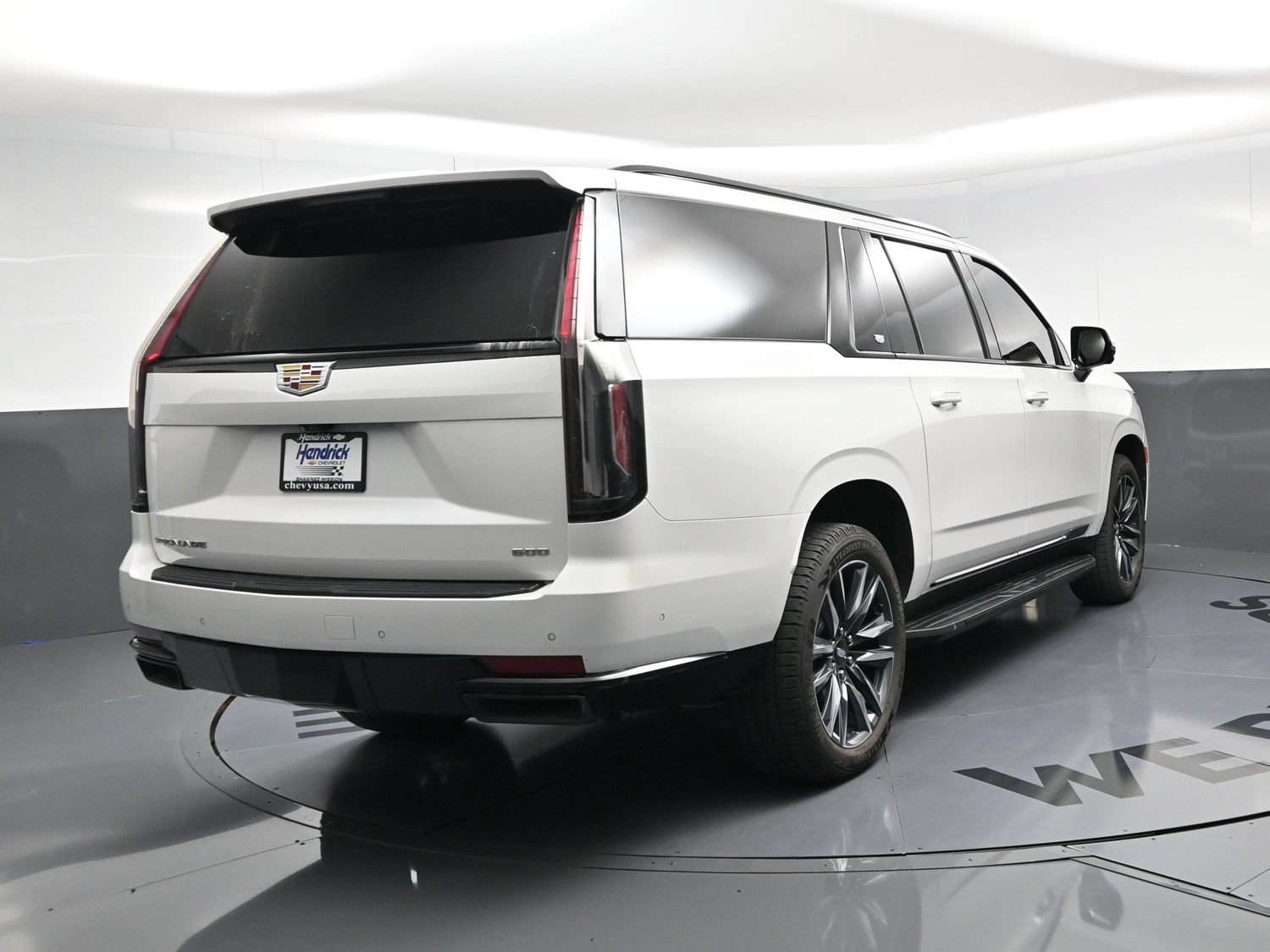 Used 2021 Cadillac Escalade ESV Sport AWD/4WD image 9