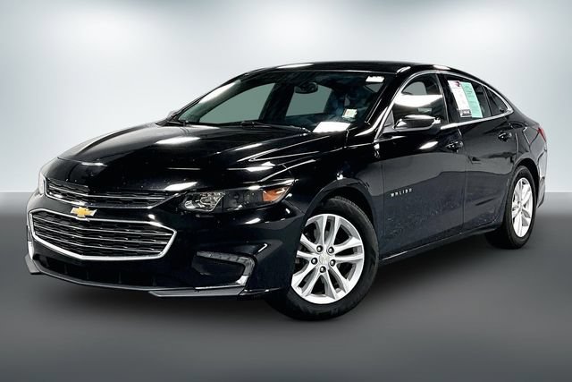 Used 2016 Chevrolet Malibu LT w/ Leather Package FWD image 3
