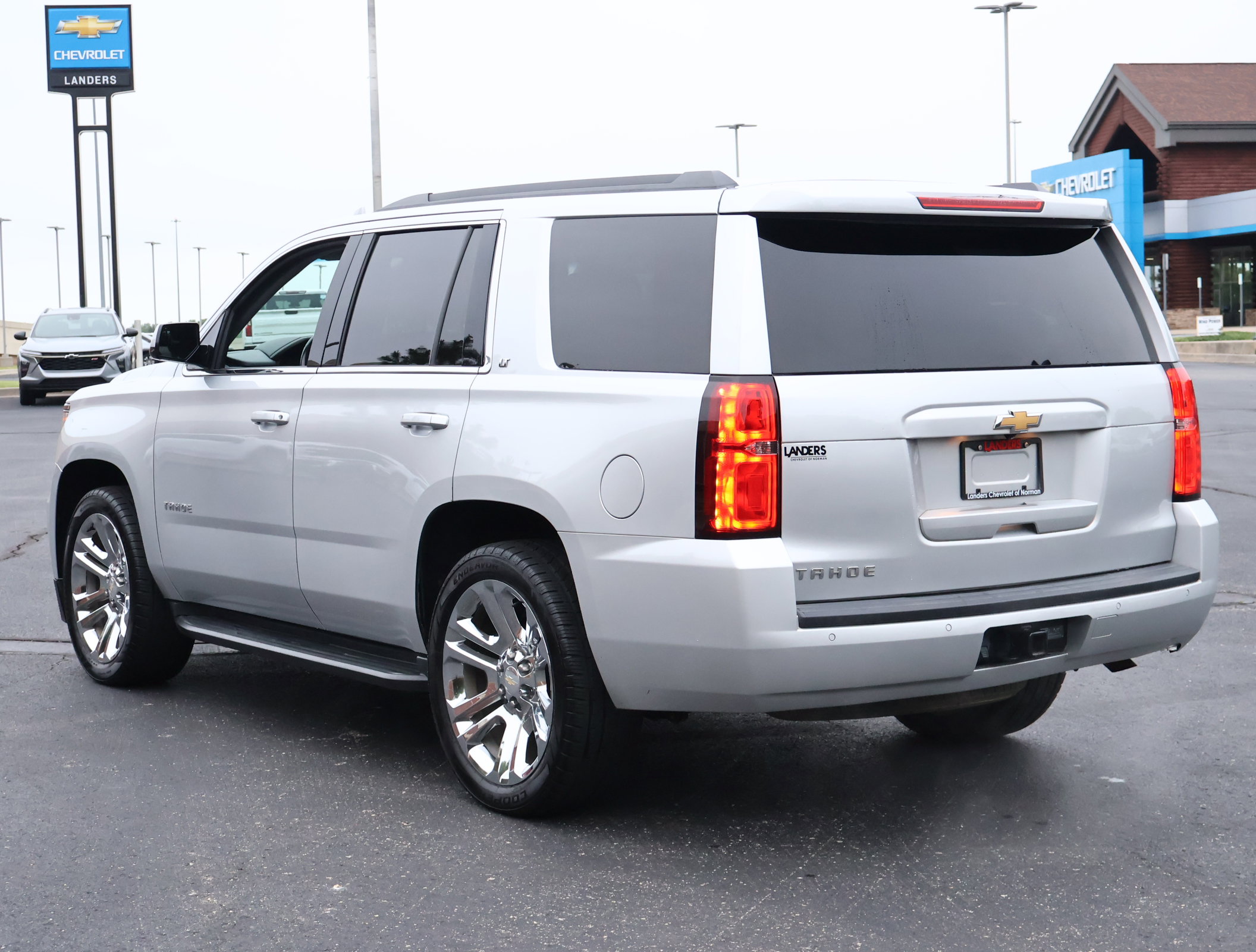Used 2018 Chevrolet Tahoe LT RWD image 6