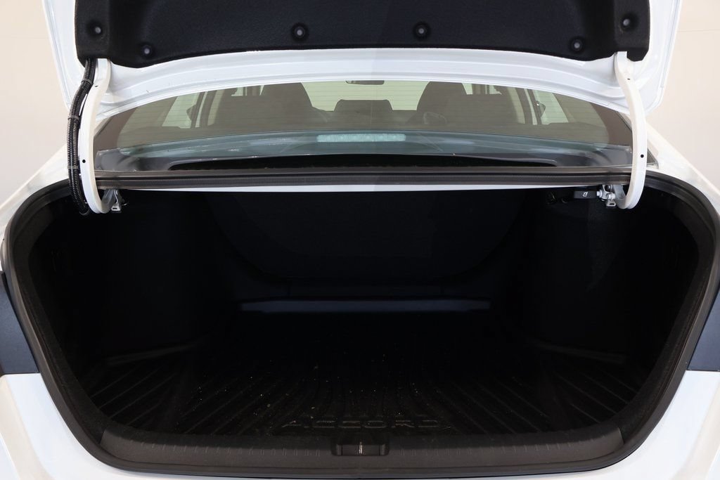 Used 2025 Honda Accord LX image 14