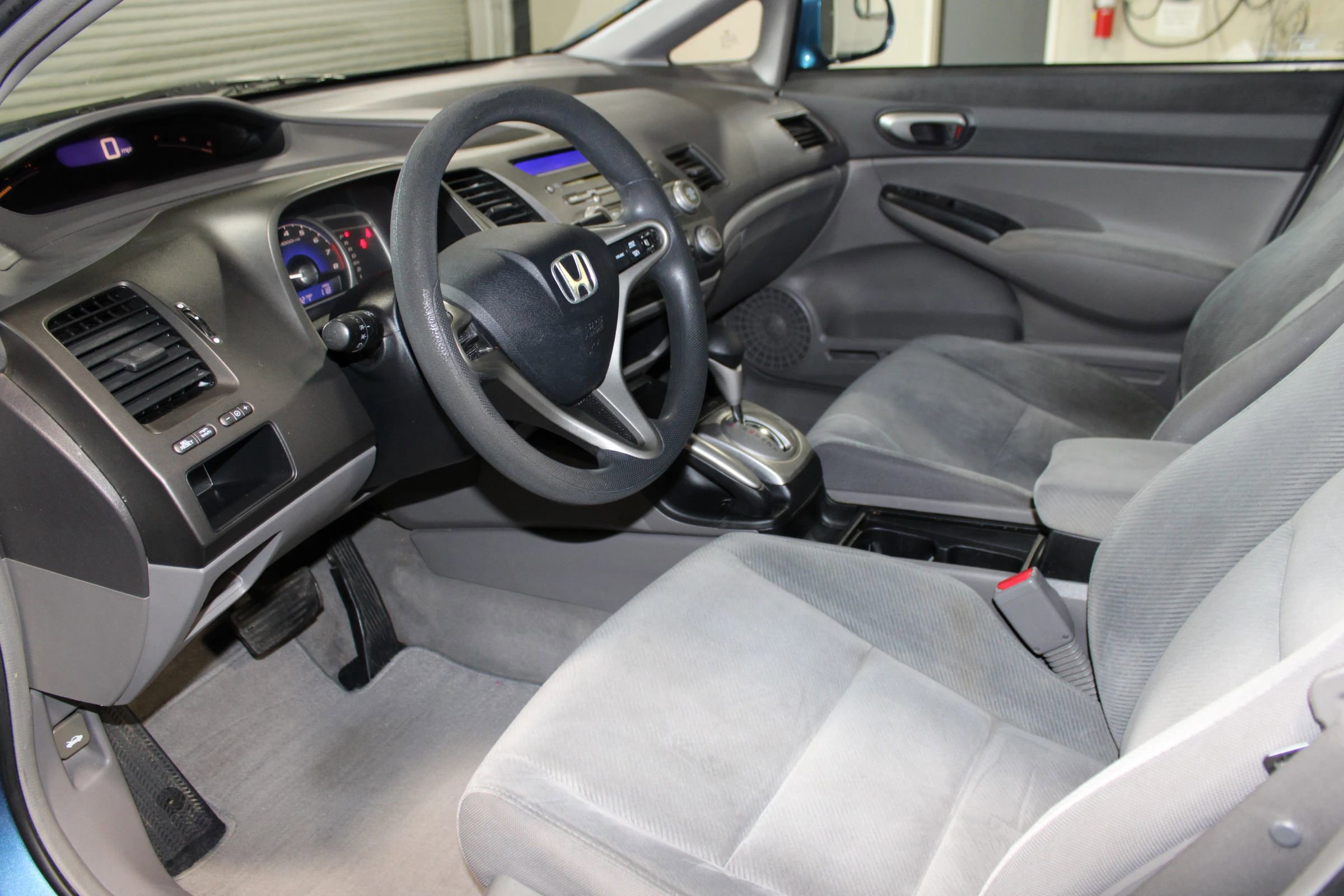 Used 2010 Honda Civic LX image 18
