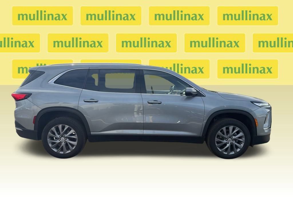Used 2025 Buick Enclave Preferred image 12