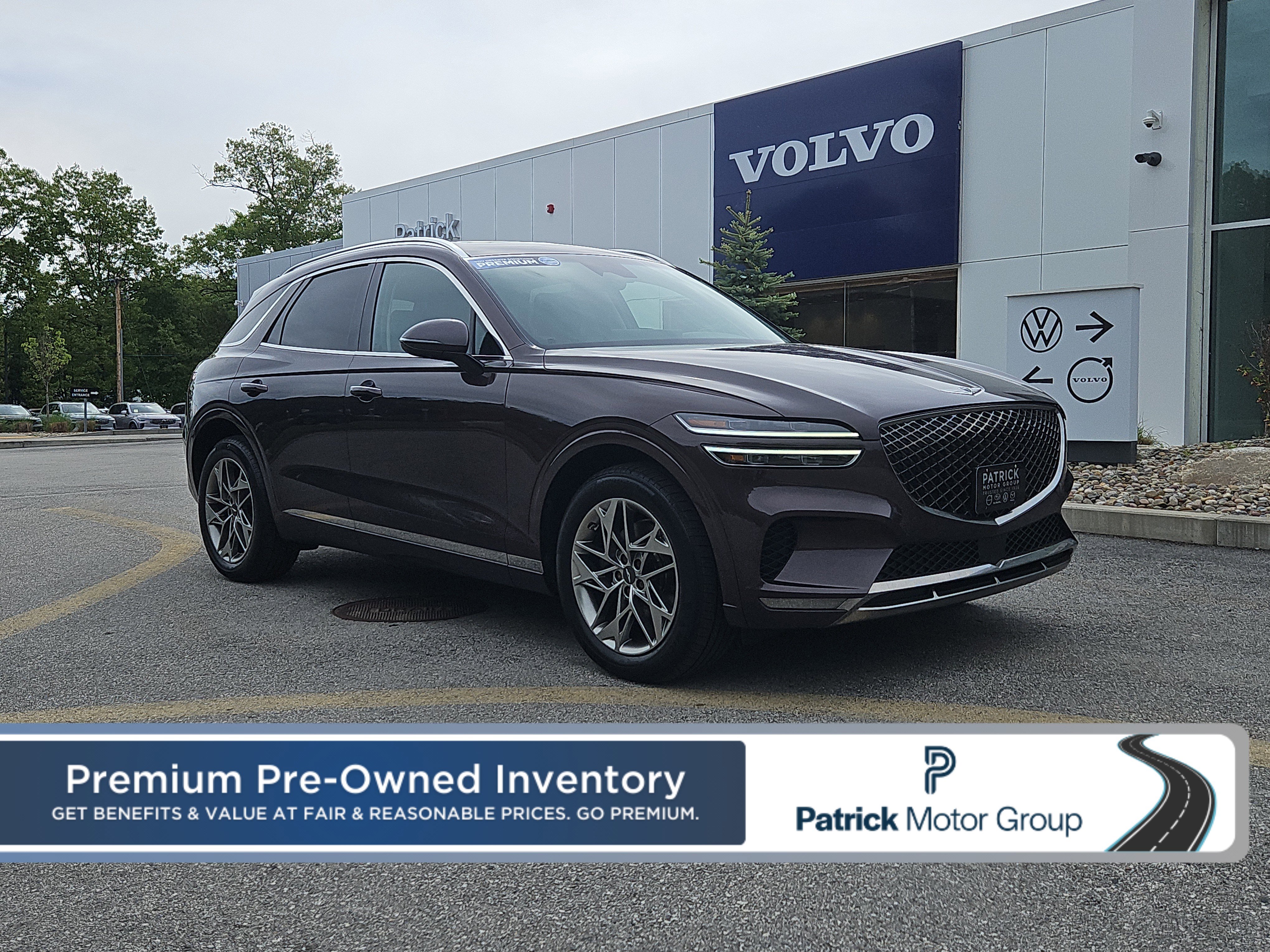 Used 2022 Genesis GV70 2.5T w/ Select Package
