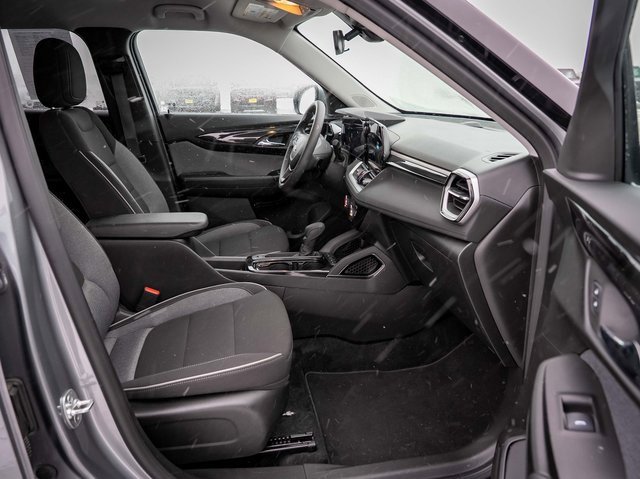 Used 2025 Chevrolet TrailBlazer LT image 15