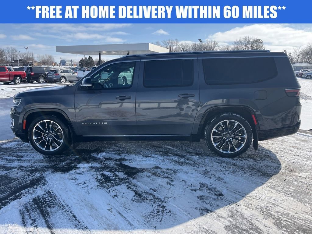 Used 2023 Jeep Wagoneer L Series III w/ Premium Group I image 7