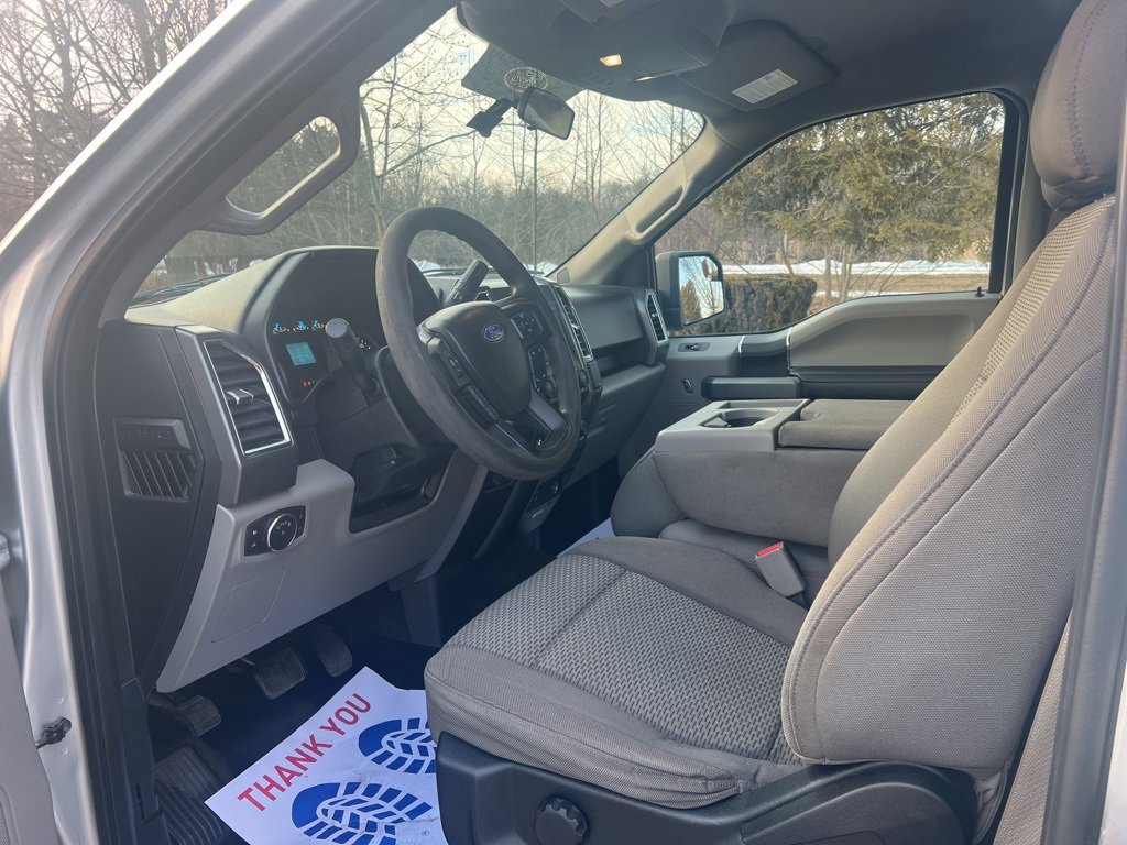 Used 2017 Ford F150 XLT image 8