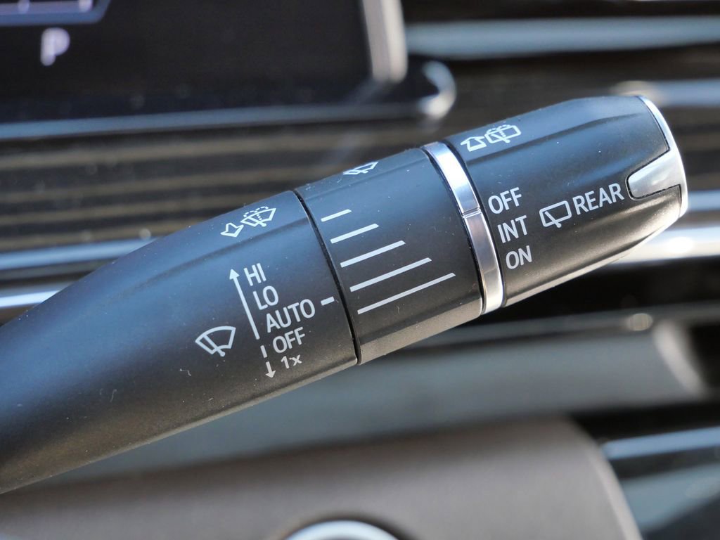 Used 2022 Cadillac Escalade ESV Sport w/ Touring Package image 50