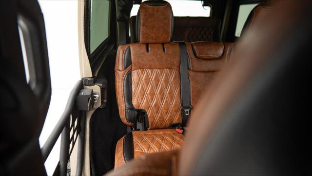 Used 2025 Jeep Wrangler Unlimited Sport image 46